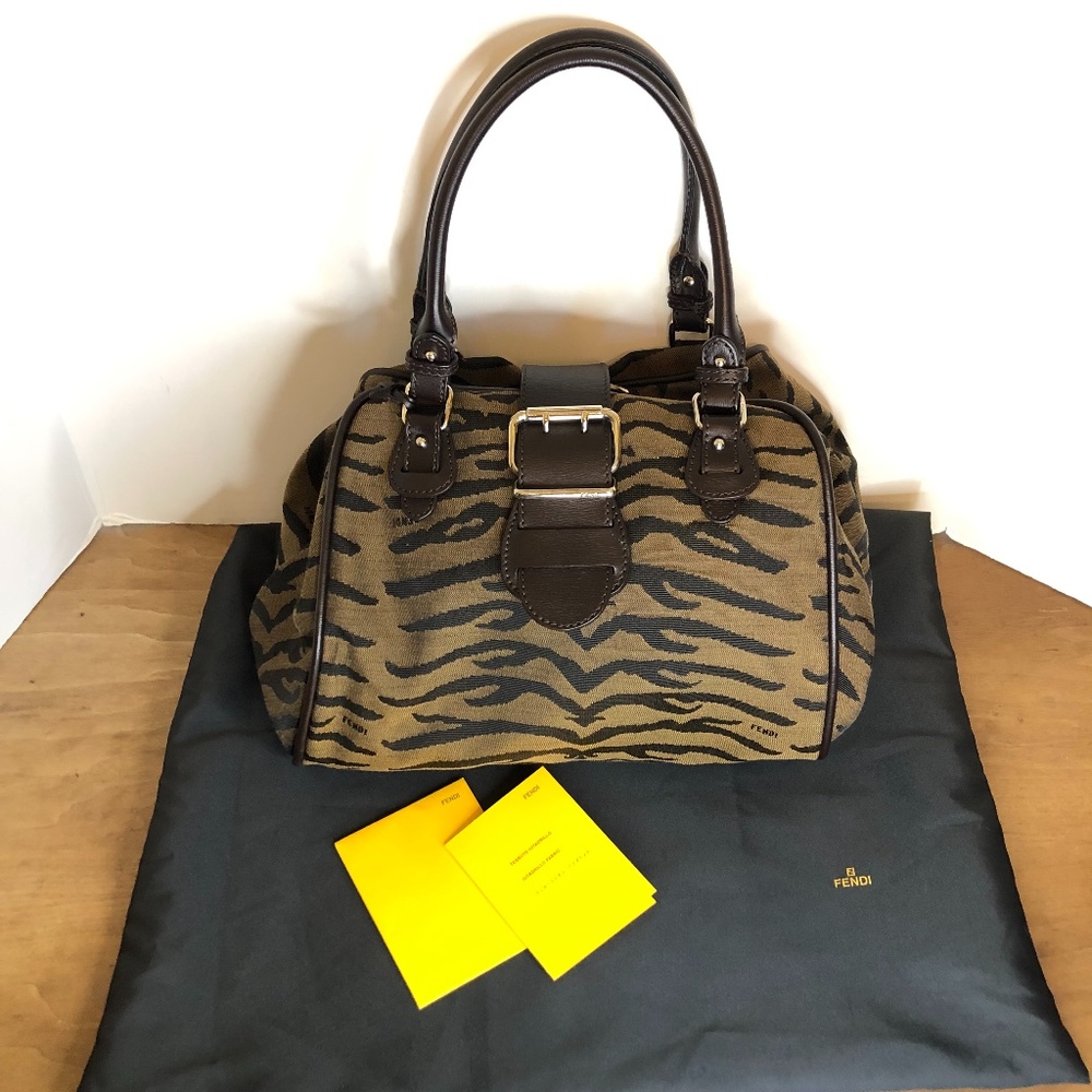 VINTAGE FENDI TIGER HOBO HANDBAG DUFFLE STYLE Unused condition w Dustbag!